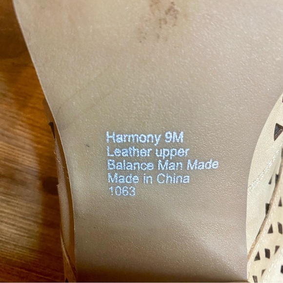 Steve Madden Beige Cutout Mules - Picture 10 of 10